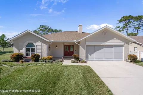 7167 Crown Oaks Dr, Spring Hill, FL 34606