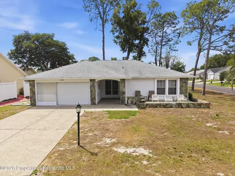 6463 Putters Cir, Spring Hill, FL 34606
