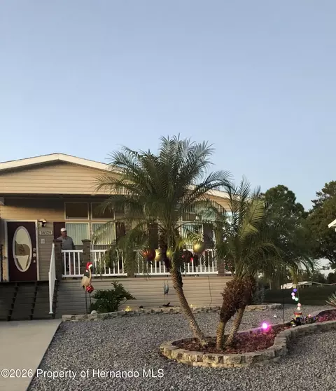 14529 Rialto Ave, Brooksville, FL 34613