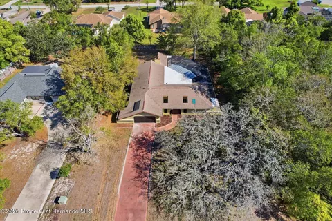 View/Area - 8464 Delaware Dr, Weeki Wachee, FL 34607 photo 2 of 5