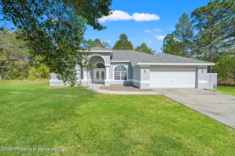 11128 Lomita Wren Rd, Weeki Wachee, FL 34614