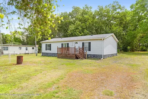 19961 Manecke Rd, Brooksville, FL 34601