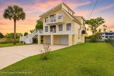 3294 Gardenia Dr, Hernando Beach, FL 34607