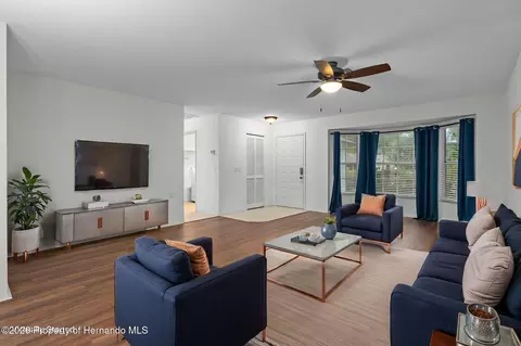 Living - 3072 Eagle Bend Rd, Spring Hill, FL 34606 photo 4 of 8
