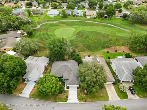 View/Area - 3072 Eagle Bend Rd, Spring Hill, FL 34606 photo 2 of 27
