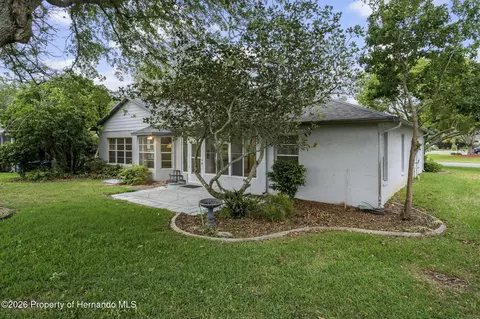 Exterior - 3072 Eagle Bend Rd, Spring Hill, FL 34606 photo 10 of 22