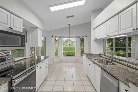 Kitchen - 3072 Eagle Bend Rd, Spring Hill, FL 34606 photo 3 of 5