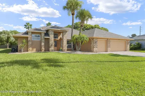 14207 Cornewall Ln, Spring Hill, FL 34609