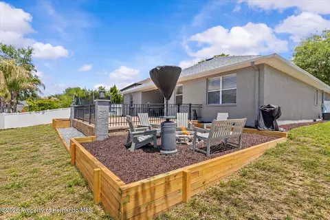14331 Bensbrook Dr, Spring Hill, FL 34609 photo 6