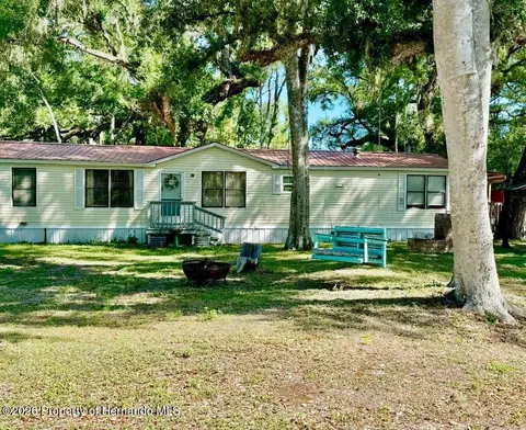 11340 SW 28th Way, Webster, FL 33597