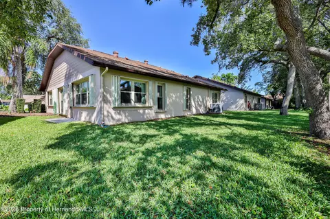 Exterior - 2662 Appleleaf Ct, Spring Hill, FL 34606 photo 2 of 7