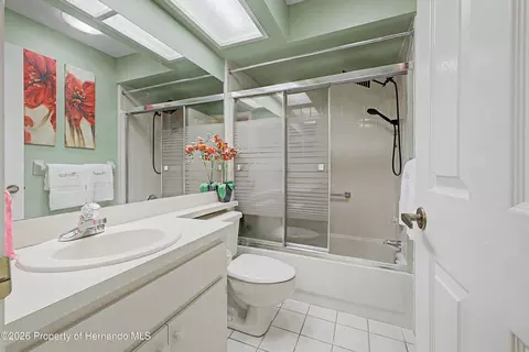Bath - 2662 Appleleaf Ct, Spring Hill, FL 34606 photo 5 of 5