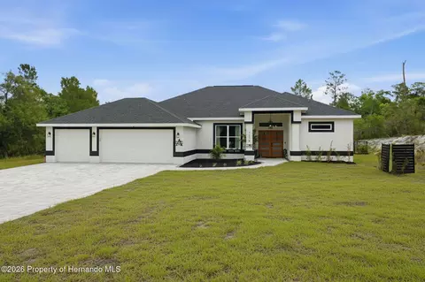 7279 Blackbird Ave, Weeki Wachee, FL 34613