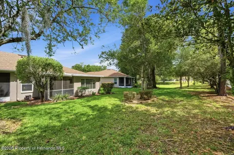 Exterior - 15028 Silversmith Cir, Spring Hill, FL 34609 photo 7 of 10