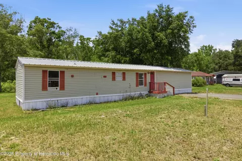 7429 Saint Lukes Rd, Land O'lakes, FL 34638