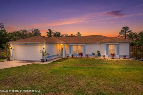 10260 Caracara Ave, Weeki Wachee, FL 34613