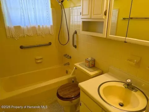 Bath - 6848 Treehaven Dr, Spring Hill, FL 34606 photo 1 of 2