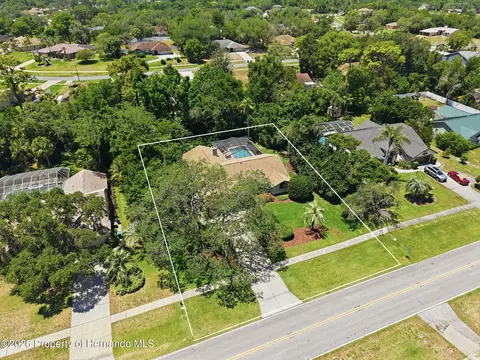 14480 Linden Dr, Spring Hill, FL 34609