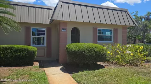 4249 Stratford Dr, New Port Richey, FL 34652