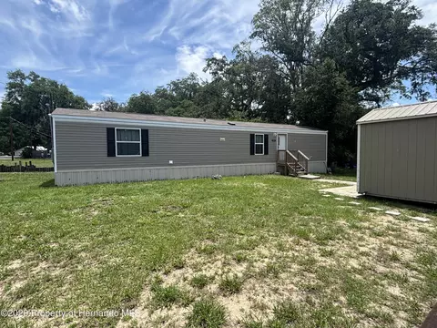 5185 S Alligator Pl, Floral City, FL 34436