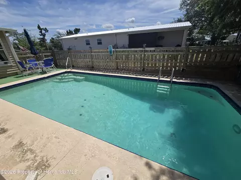 9480 Scepter Ave, Brooksville, FL 34613