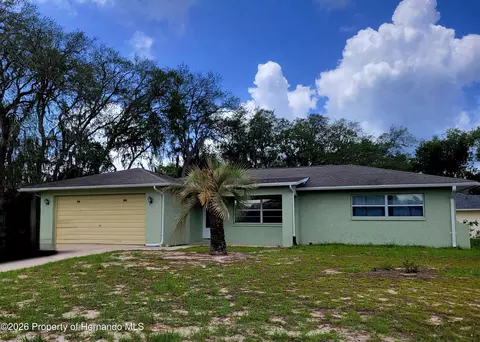 9022 Lingrove Rd, Weeki Wachee, FL 34613