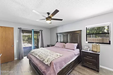 Bedroom - 7377 Skylark Dr, Spring Hill, FL 34606 photo 3 of 7