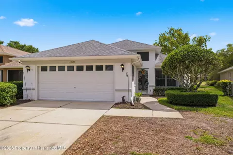 Exterior - 14458 Tamarind Loop, Spring Hill, FL 34609 photo 4 of 10