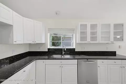 Kitchen - 14458 Tamarind Loop, Spring Hill, FL 34609 photo 5 of 6