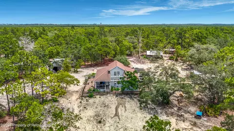 12126 Skimmer Ave, Weeki Wachee, FL 34614