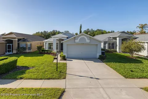 Exterior - 11718 Wheatfield Loop, Hudson, FL 34667 photo 4 of 16