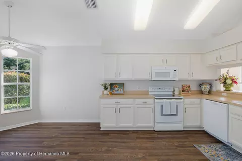 Kitchen - 11718 Wheatfield Loop, Hudson, FL 34667 photo 1 of 5