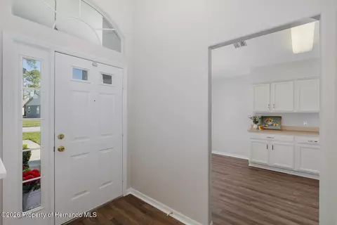 Entry Way - 11718 Wheatfield Loop, Hudson, FL 34667 photo 2 of 3