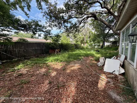 Exterior - 7179 Spring Hill Dr, Spring Hill, FL 34606 photo 2 of 2