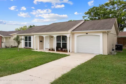 4118 Stratfield Dr, New Port Richey, FL 34652