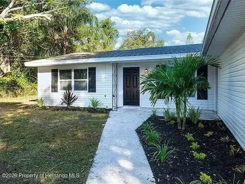 120 Avenida De Bahia, Venice, FL 34285