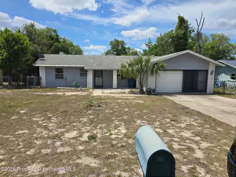 1277 Piper Rd, Spring Hill, FL 34606