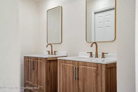 Bath - 6426 July Ave, Spring Hill, FL 34608 photo 4 of 8