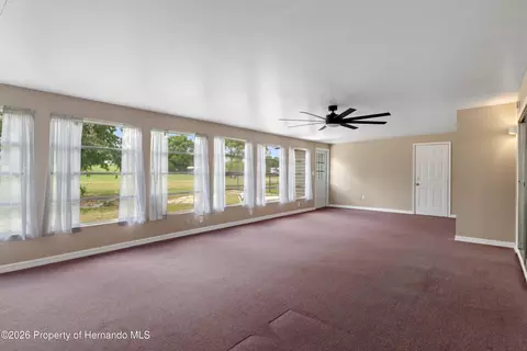 8104 Dinsmore St, Brooksville, FL 34613