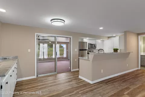 8104 Dinsmore St, Brooksville, FL 34613