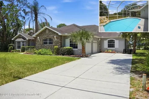9011 Foxdale Ln, Spring Hill, FL 34608