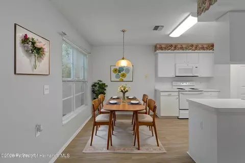Dining - 7343 Willow Brook Dr, Spring Hill, FL 34606 photo 2 of 2