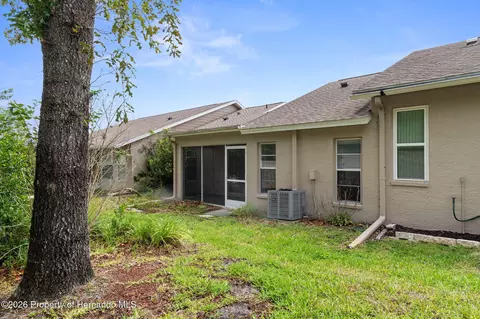 Exterior - 7343 Willow Brook Dr, Spring Hill, FL 34606 photo 8 of 9
