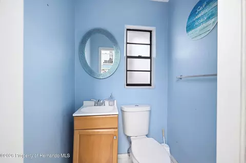 Bath - 4262 Paradise Cir, Hernando Beach, FL 34607 photo 5 of 5