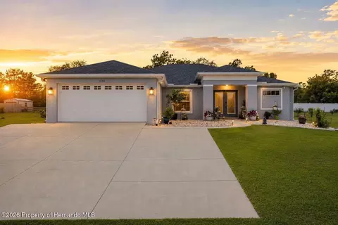 12182 Pioneer Ave, Weeki Wachee, FL 34614