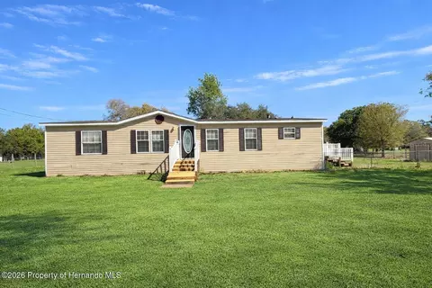 13201 Crowell Rd, Brooksville, FL 34613