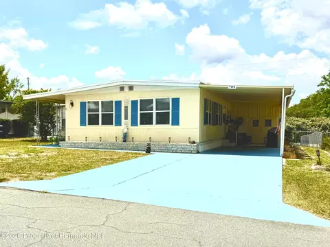 7313 Fairlane Ave, Brooksville, FL 34613