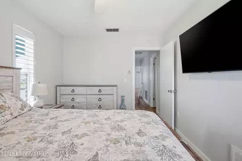 Bedroom - 3420 Eagle Nest Dr, Hernando Beach, FL 34607 photo 2 of 5