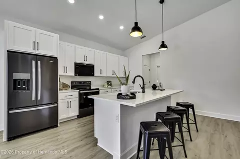 Kitchen - 6589 Freeport Dr, Spring Hill, FL 34608 photo 7 of 7