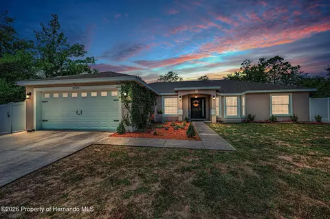 12123 Fulmar Rd, Weeki Wachee, FL 34614